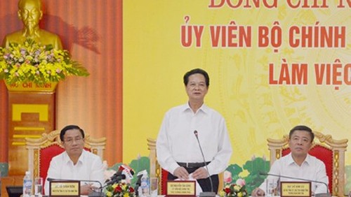 Premier vietnamita pondera el desarrollo económico de Ha Tinh