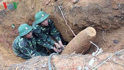 Mecanismo eficiente para superar consecuencias de explosivos en Quang Tri