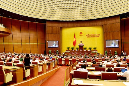 Diputados vietnamitas aportan opiniones a la enmienda de Código Procesal Administrativo