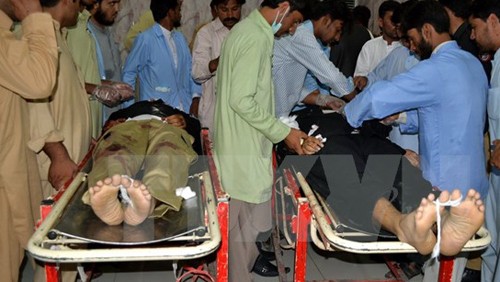 7 soldados pakistaníes fallecieron tiroteados en la frontera con Afganistán