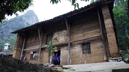 Peculiar arquitectura de casas en Dong Van, Ha Giang