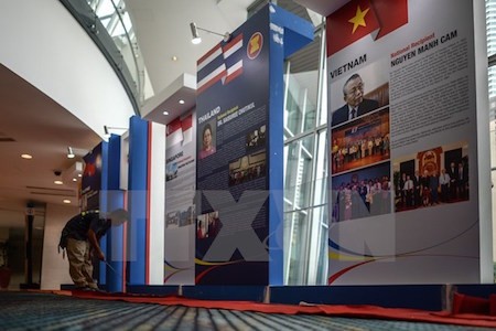 Firman Declaración de Kuala Lumpur 2015 sobre creación de Comunidad de ASEAN