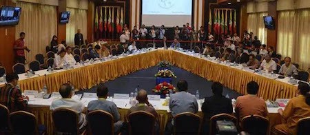 Myanmar elabora marco de diálogo según 10 contenidos 