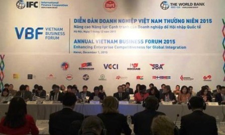 Vietnam sigue estabilizando macroeconomía y acelerando proceso de reestructuración 