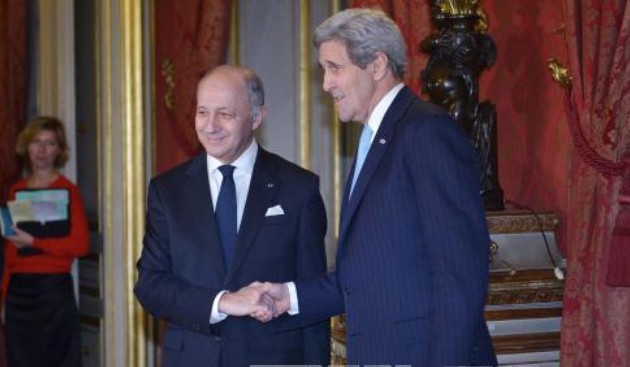 En París reunión entre países que respaldan a oposición en Siria      