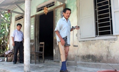 Fortalecen reintegración social de víctimas de bombas y minas de Vietnam