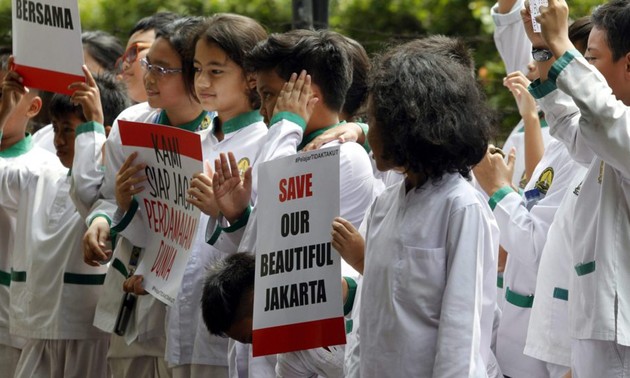 Identificados sospechosos involucrados en atentados dinamiteros en Yakarta