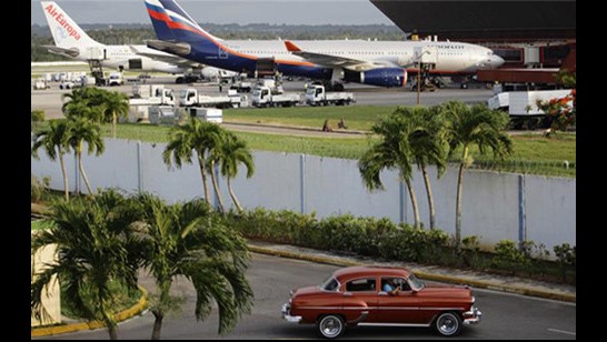 Cuba y Estados Unidos acuerdan restablecer vuelos regulares directos