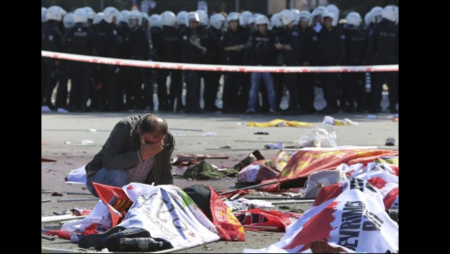 Atentado con explosivos en Turquía causa graves pérdidas humanas