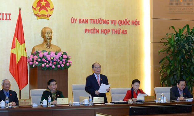 Parlamento vietnamita debate proyectos de diferentes leyes centrales 