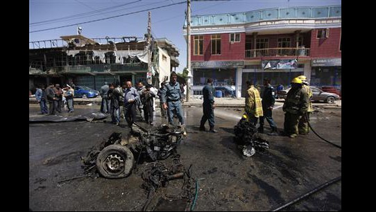 Decenas de muertos en un atentado suicida en Afganistán