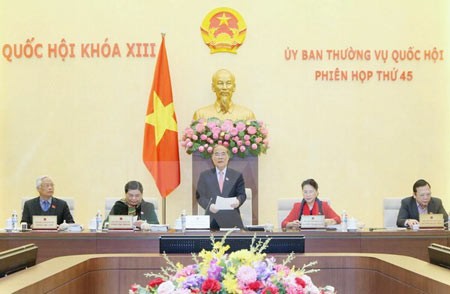Clausura 45 sesión del Comité Permanente de la Asamblea Nacional de Vietnam