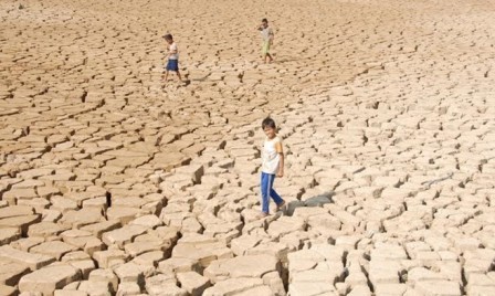 Vietnam lucha contra la sequía más severa de su historia
