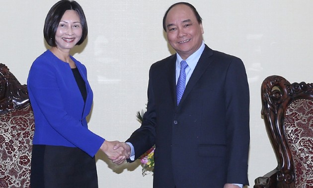Estimula Vietnam inversiones de las empresas singapurenses