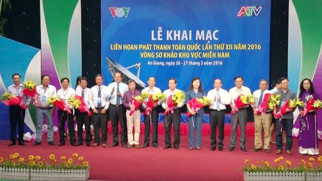 Festival Nacional de Radio de Vietnam promueve comunicación multiplataforma