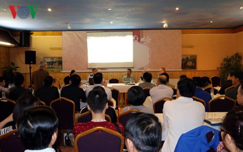 Efectúan coloquio sobre negocio para vietnamitas residentes en República Checa
