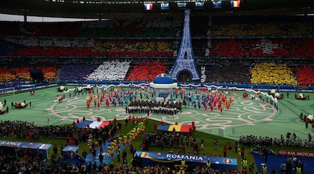 Inauguran Eurocopa 2016 con excelente espectáculo cultural