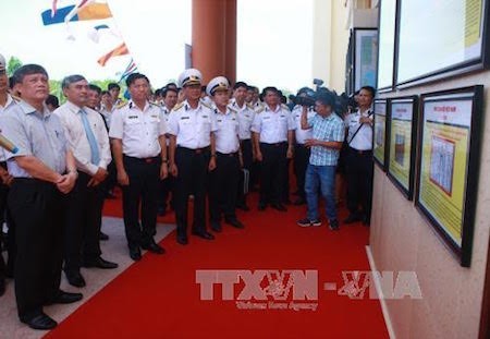Inaugurada exhibición “Hoang Sa y Truong Sa de Vietnam – Pruebas históricas y legales”