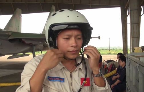 Encuentran cuerpo de piloto de avión caza SU30-MK2 en Nghe An