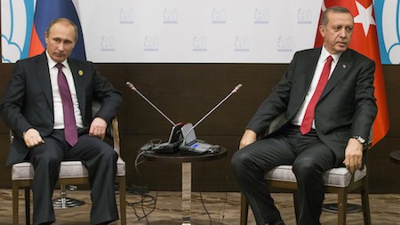 Quedan trabajos por hacer para reanudar las relaciones con Turquía, declara Moscú