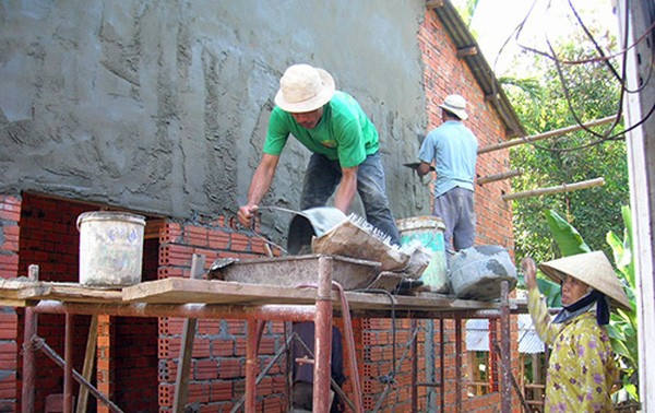 Más de 11 mil familias pobres en Tra Vinh tendrán nuevas casas