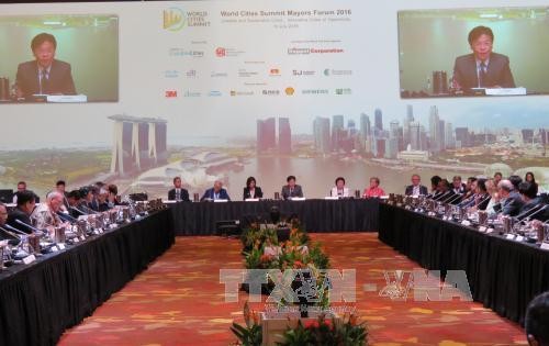 Vietnam participa en la VII Cumbre Mundial de Ciudades en Singapur