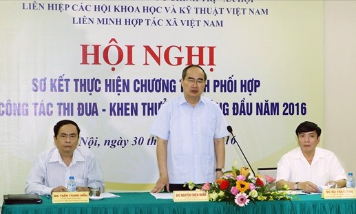 Vietnam aboga por promover papel del pueblo en la construcción del Partido y Estado