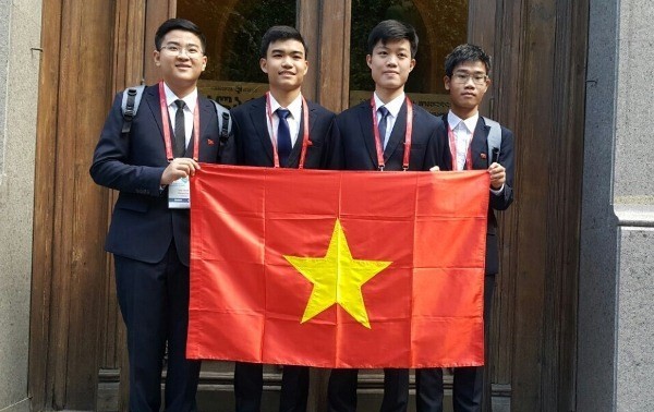 Dos medallas de oro para Vietnam en Olimpiada Internacional de Química 