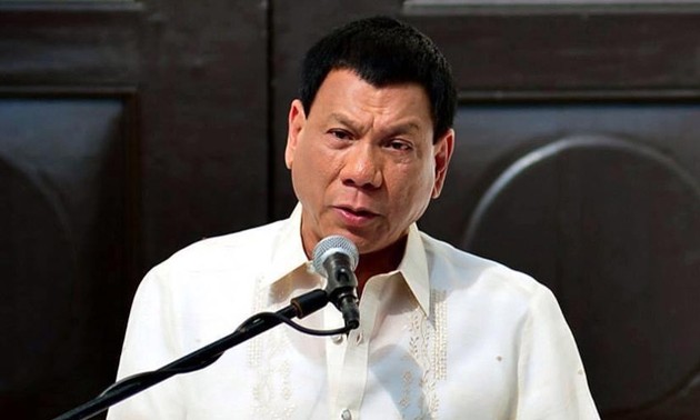 Presidente filipino: Negociaciones con China se basarán en el veredicto del CPA