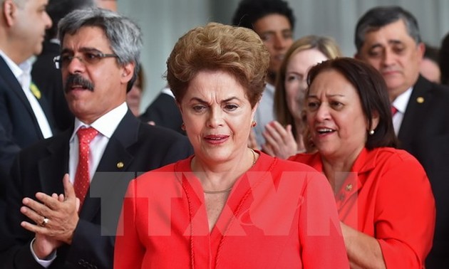 América Latina expresa solidaridad con la destituida presidenta Dilma Rousseff 
