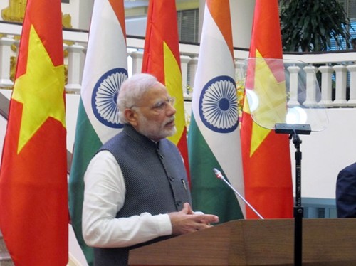 Primer ministro de India: Vietnam es un pilar importante en la política “Acción hacia el Oriente”