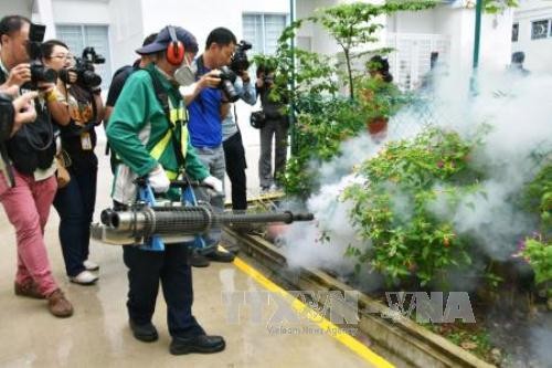 Siguen aumentando casos con zika en Singapur