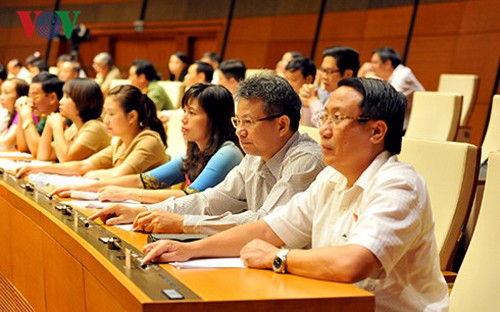 Parlamento vietnamita aborda Ley de Compensación Estatal