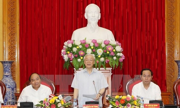 Se presenta Comité Superior del Partido en la Policía de Vietnam de 2015-2020