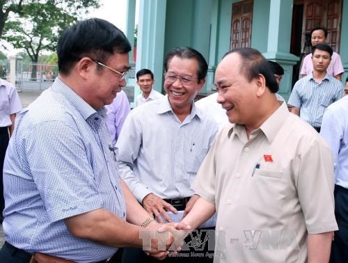 Premier vietnamita se reúne con el electorado de Hai Phong