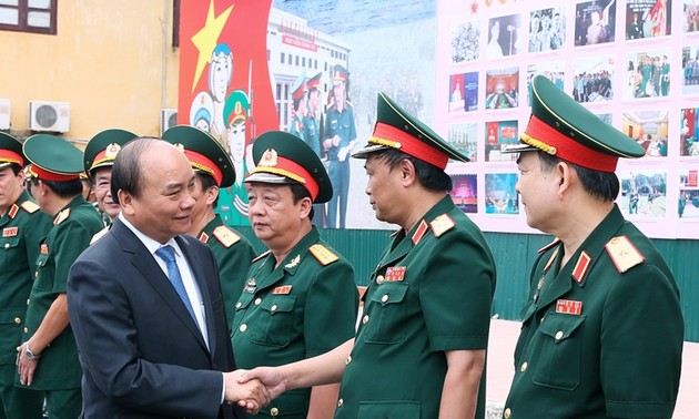 Destacan la construcción en ideología política del Ejército vietnamita