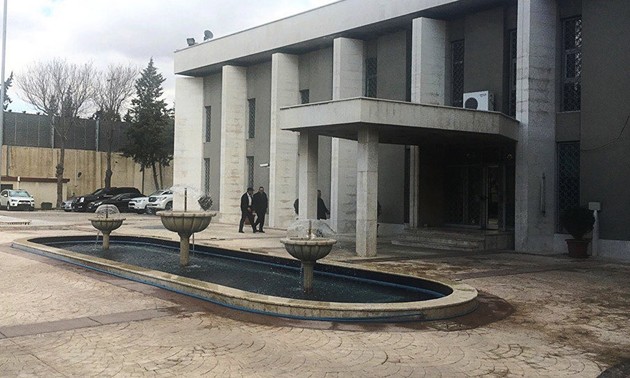 Atacan embajada de Rusia en Damasco