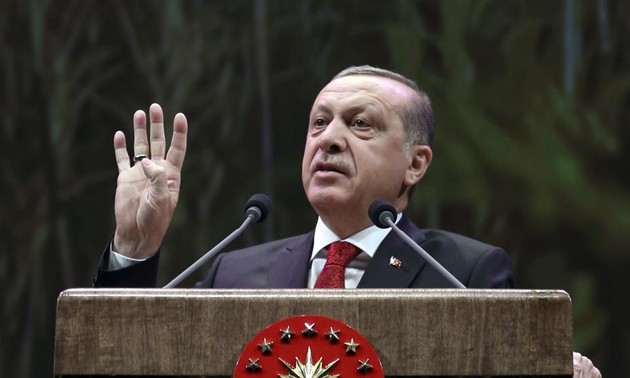 Erdogan propone un referéndum sobre integración a Unión Europea