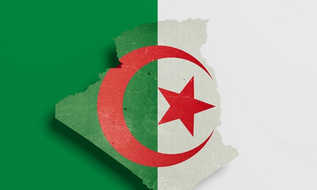 Argelia acoge conferencia de la Iniciativa 5+5