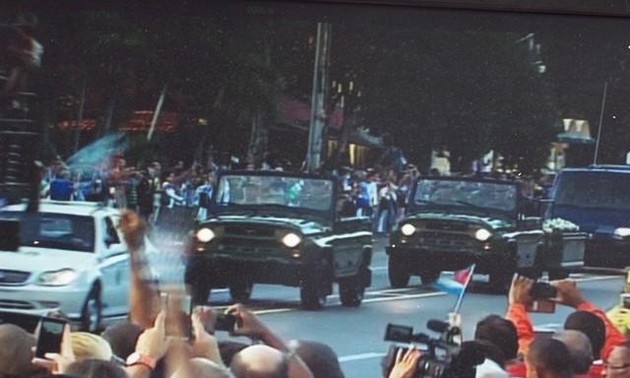 Cenizas del líder cubano recorren Cuba, de La Habana a Santiago