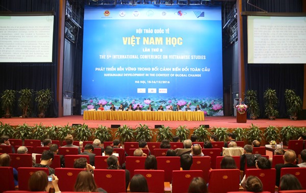Vietnamología contribuye cada vez más al desarrollo nacional