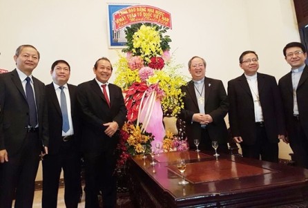 Felicitan a creyentes cristianos y evangélicos en Ciudad Ho Chi Minh 