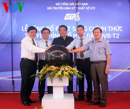 Puesto en actividad transmisor de televisión digital terrestre de VOV en Phu Quoc