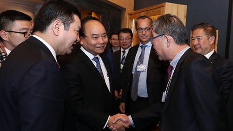 Primer ministro vietnamita finaliza actividades en Davos