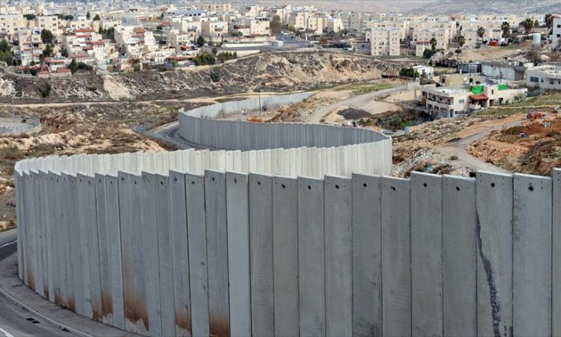 Israel completa tramo de muro fronterizo con Palestina en Cisjordania