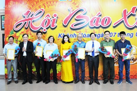 Concluyen en provincia sureña vietnamita Festival de Periódicos Primaverales del Gallo 