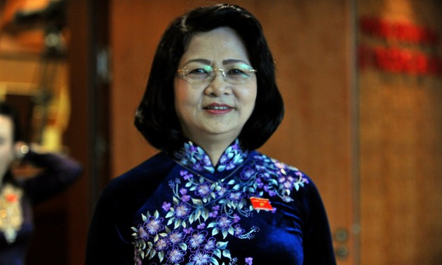 Vicepresidenta vietnamita realiza visita de trabajo a Hai Duong