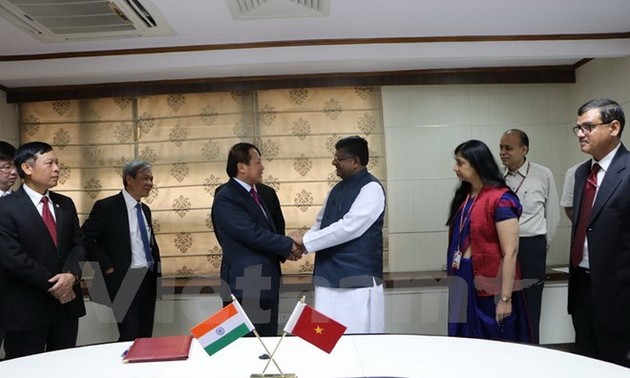 India muestra disposición de colaborar con Vietnam en tecnología de información