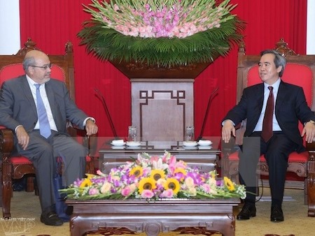 Vietnam y Fondo Monetario Internacional fortalecen cooperación