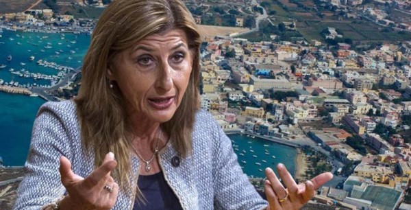 La Unesco reconoce contribuciones de alcaldesa italiana por los inmigrantes 